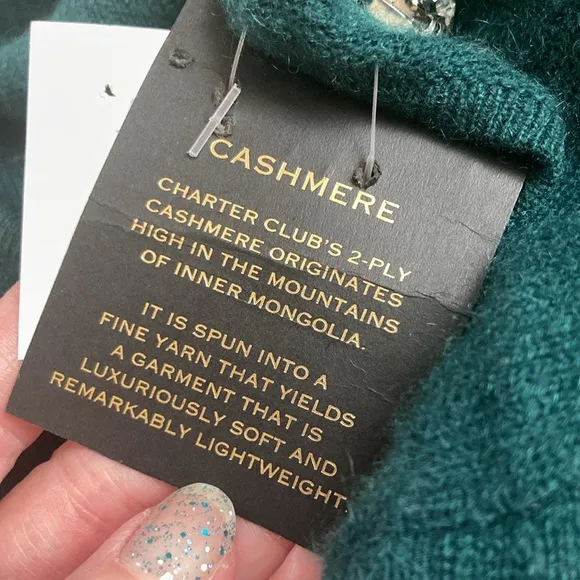 🆕 100% Cashmere Charter Club Luxury 2 way sweater