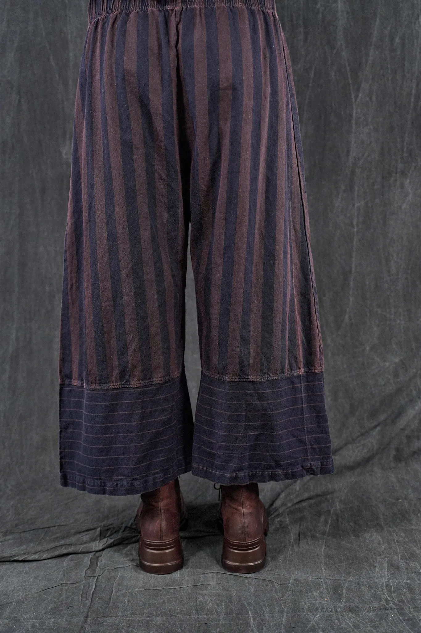 3340 Denim Stripe Pant Carob/Ink-U