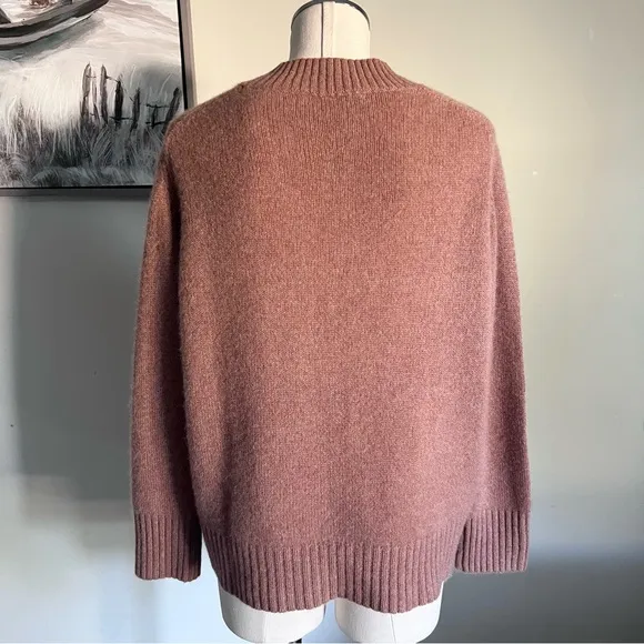 360 Cashmere V Neck Sweater Sz L 100% Scull Cashmere Soft Classic Slouchy Tan