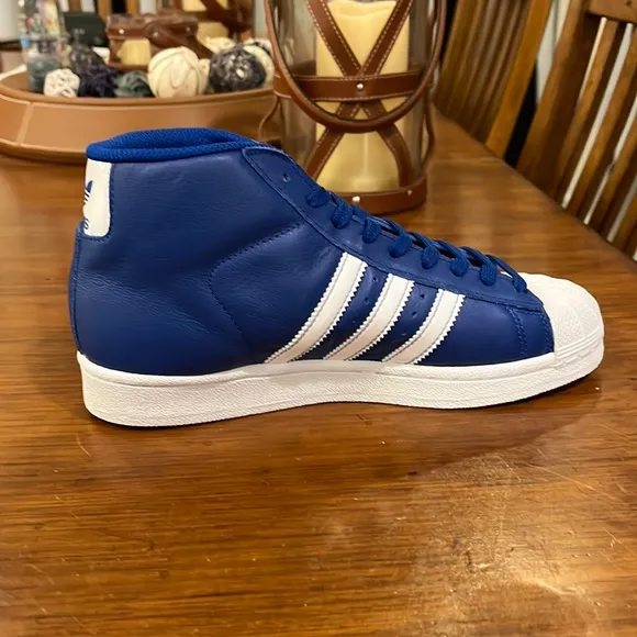 Adidas Pro Model J shoes sneakers Kids Youth Grade school GS BY3731 boys Sz 5.5