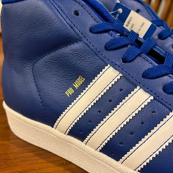 Adidas Pro Model J shoes sneakers Kids Youth Grade school GS BY3731 boys Sz 5.5