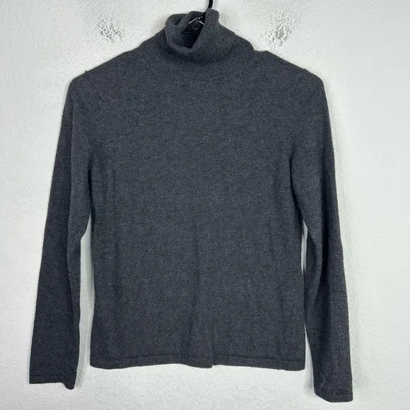 Asha Sweater Womens Small Grey Cashmere Long Sleeve Minimalist Career Turtleneck