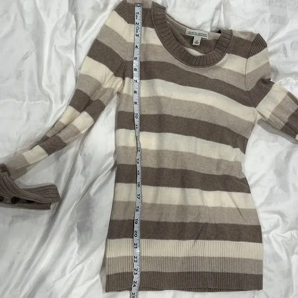 Banana Republic luxury cashmere blend tan striped long sleeve sweater buttons M