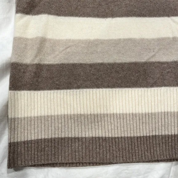 Banana Republic luxury cashmere blend tan striped long sleeve sweater buttons M