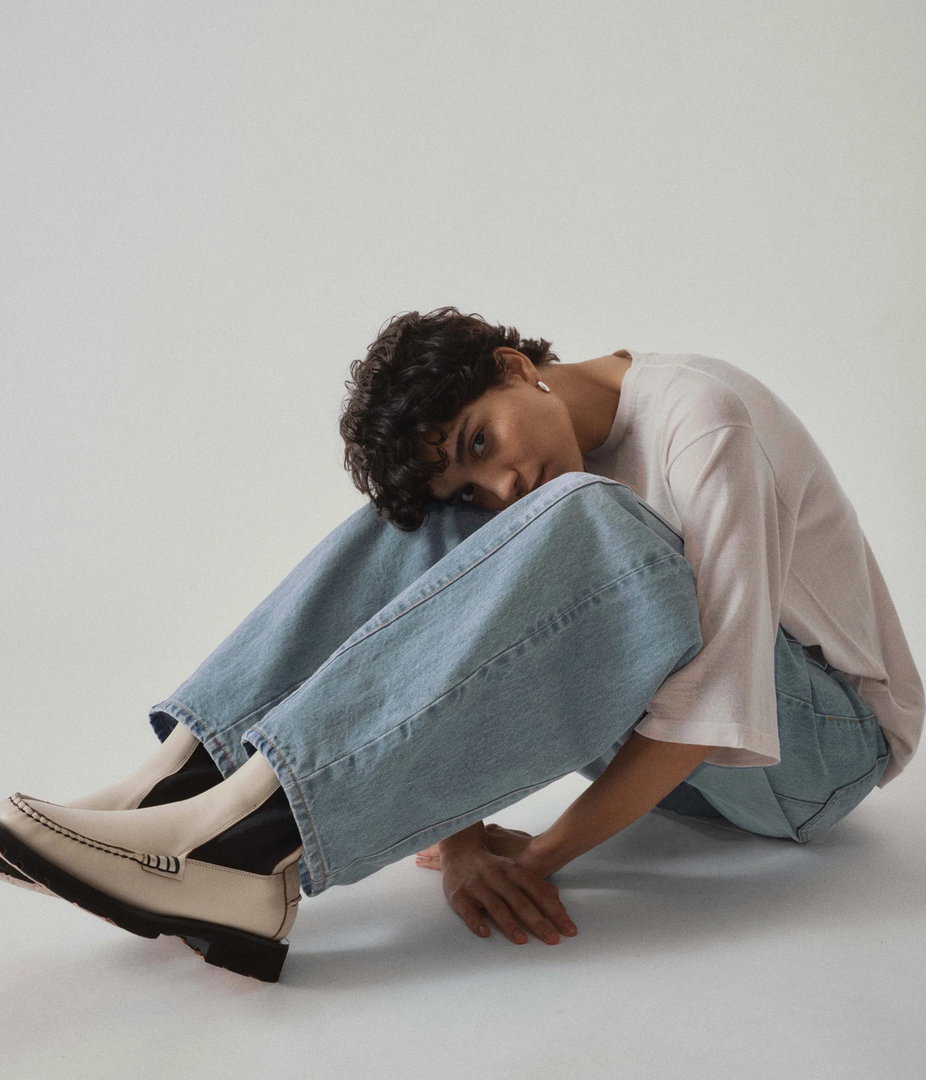 Barrel Denim Pants in Light Blue