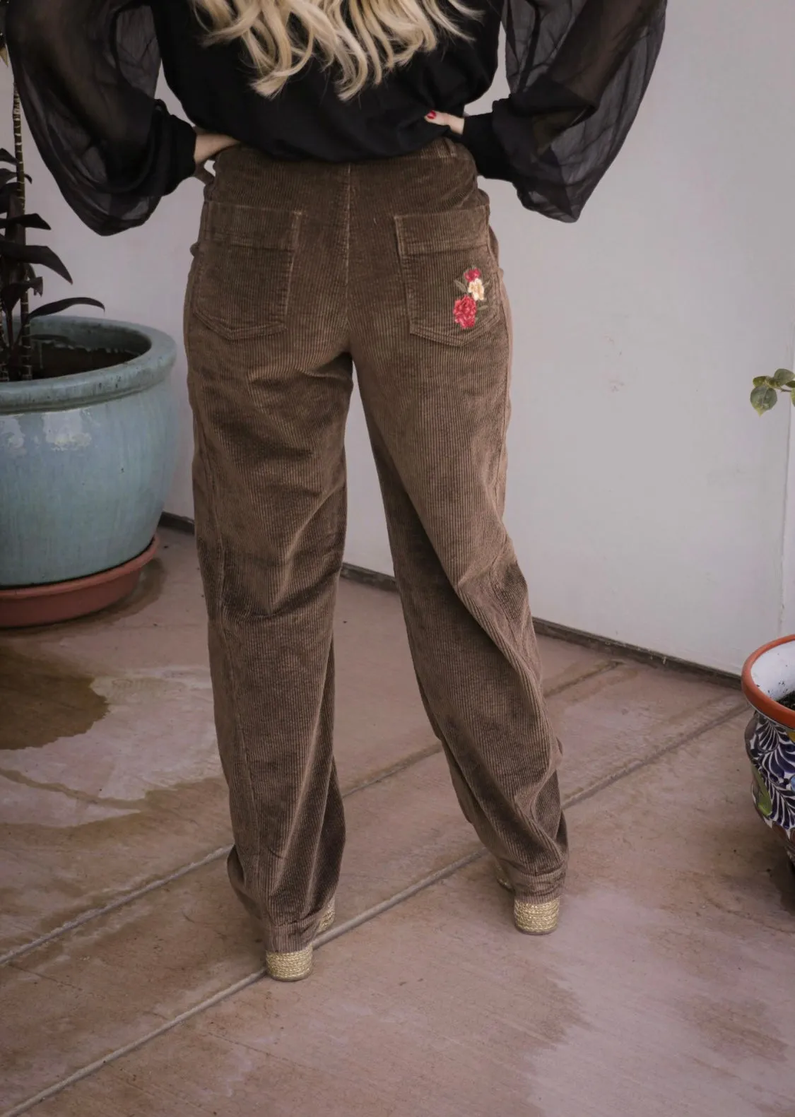 Bee's Roses Corduroy Pant