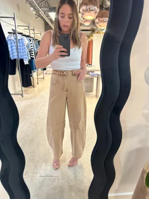 Beige barrel denim