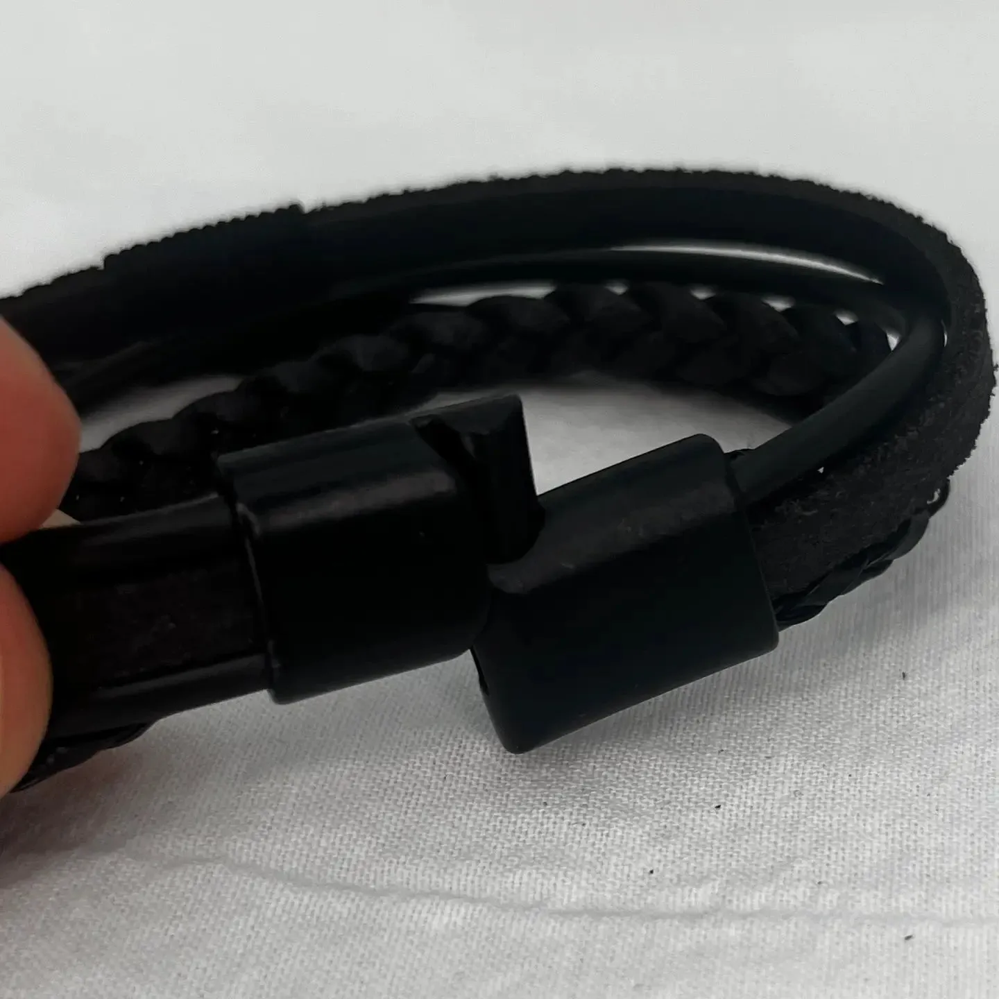 Black Patterned Stone Leather Bracelet for Men: Elegant