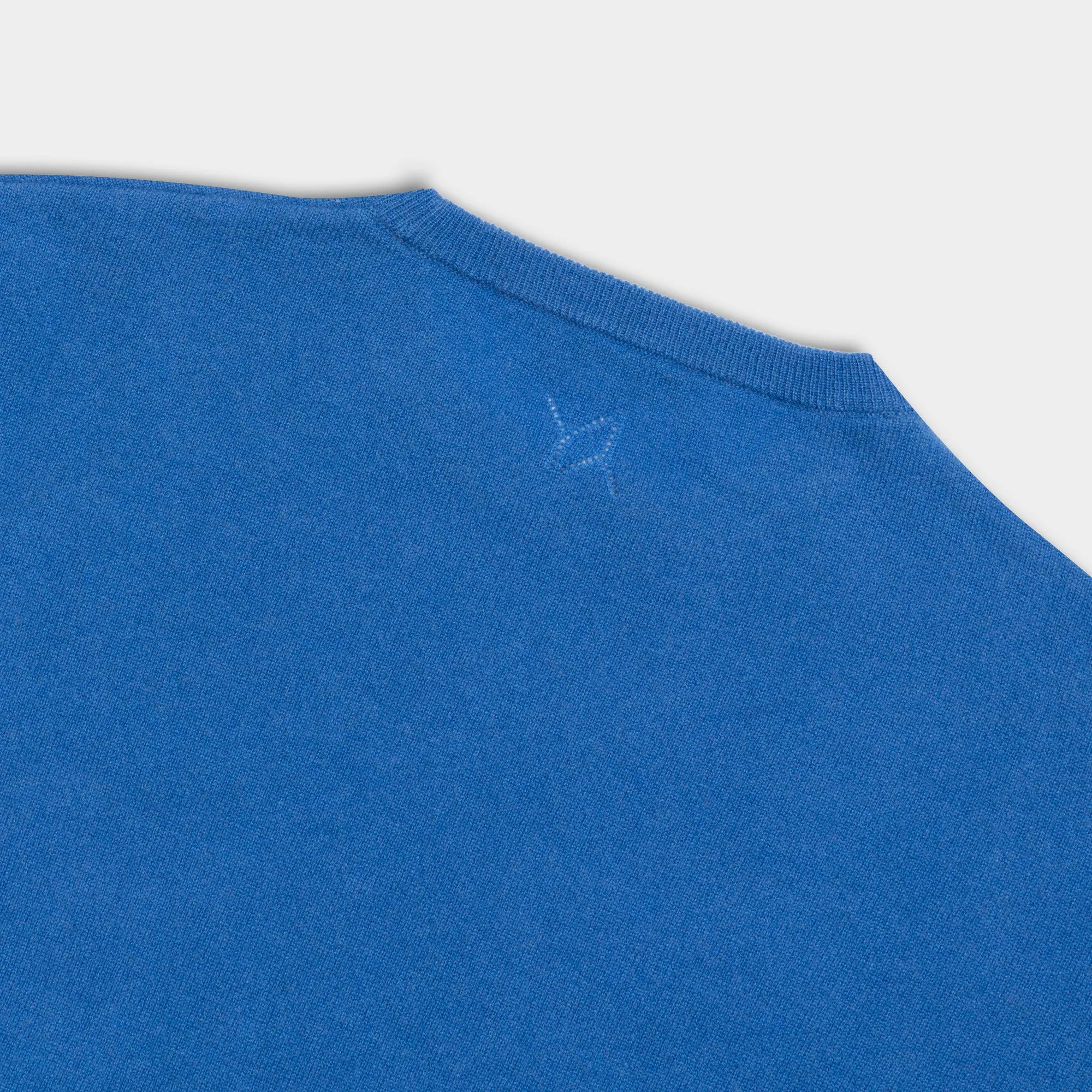 Boxy sweater Cashmere blue with YY logo