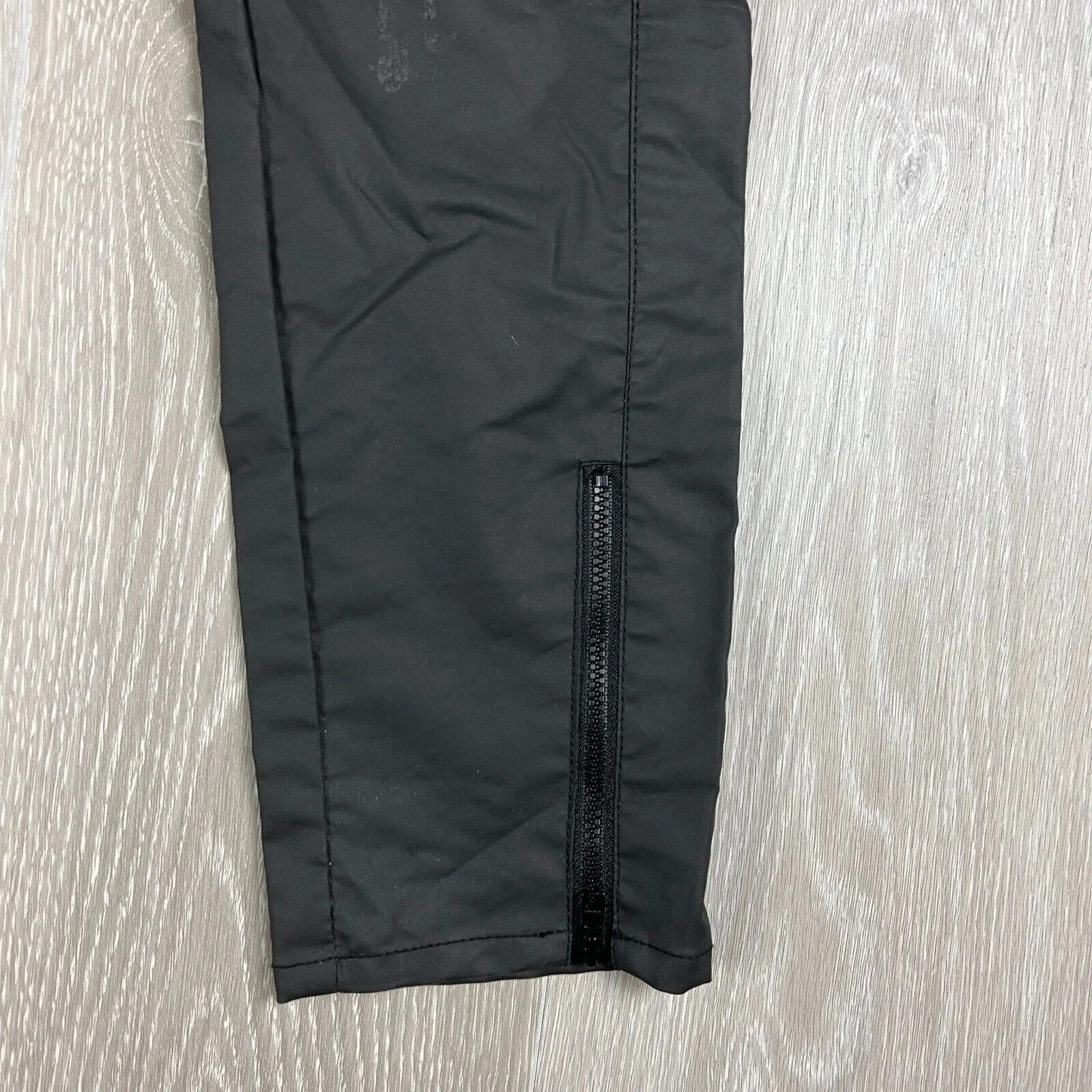 Camilla & Marc Women’s Black Weightless Denim Jeans Size 28