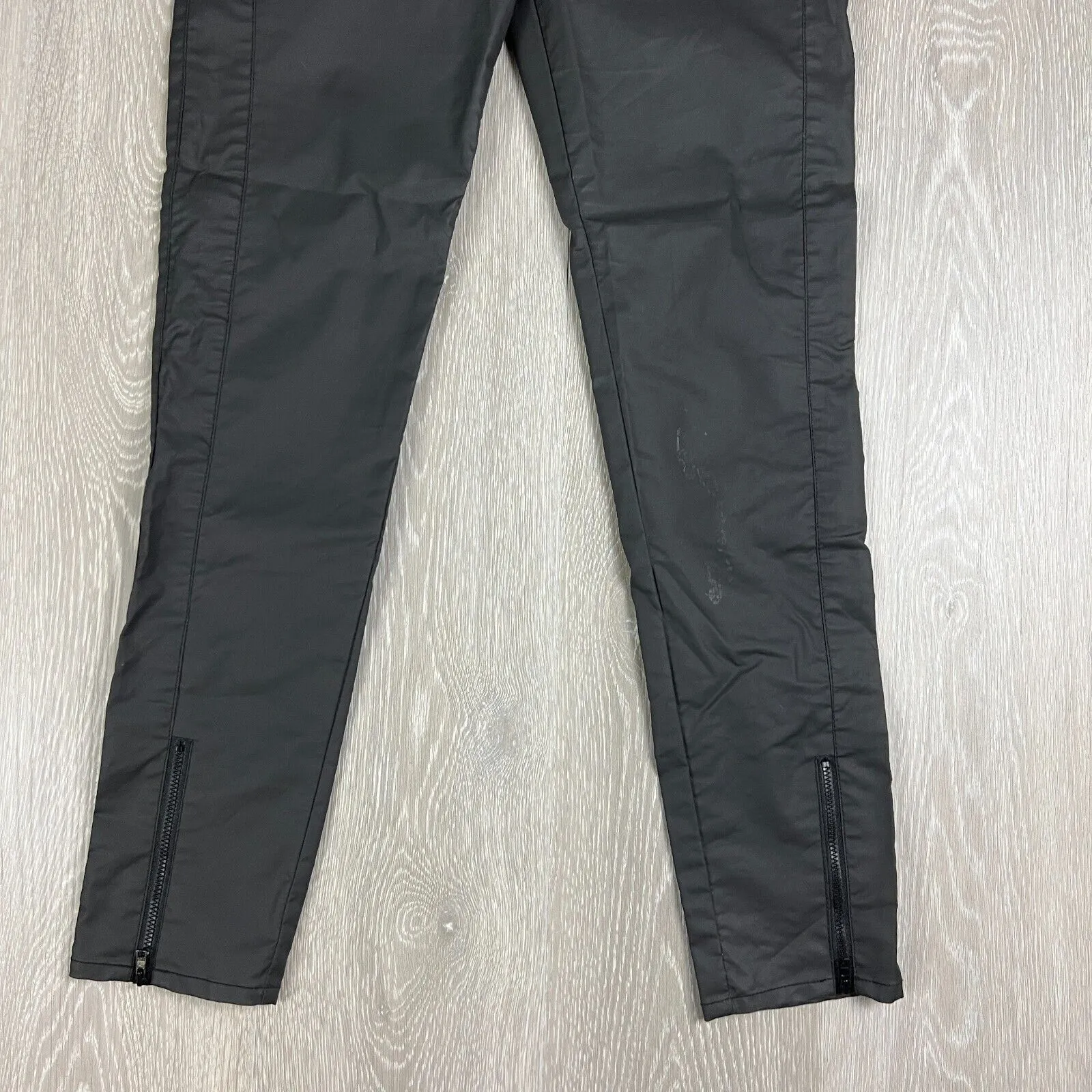 Camilla & Marc Women’s Black Weightless Denim Jeans Size 28