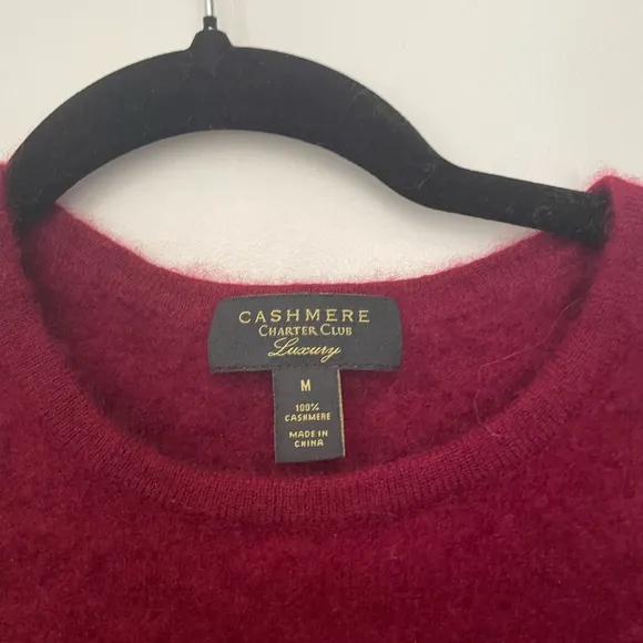 Cashmere Charter Club Luxury Trendy Burgundy Color Crew-Neck Sweater