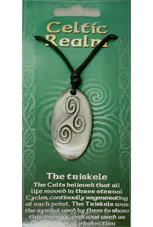 Celtic Triskele Necklace (1)