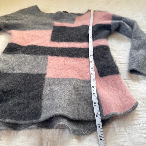 Charter House Y2K Abstract Cashmere Sweater • Size: S /M