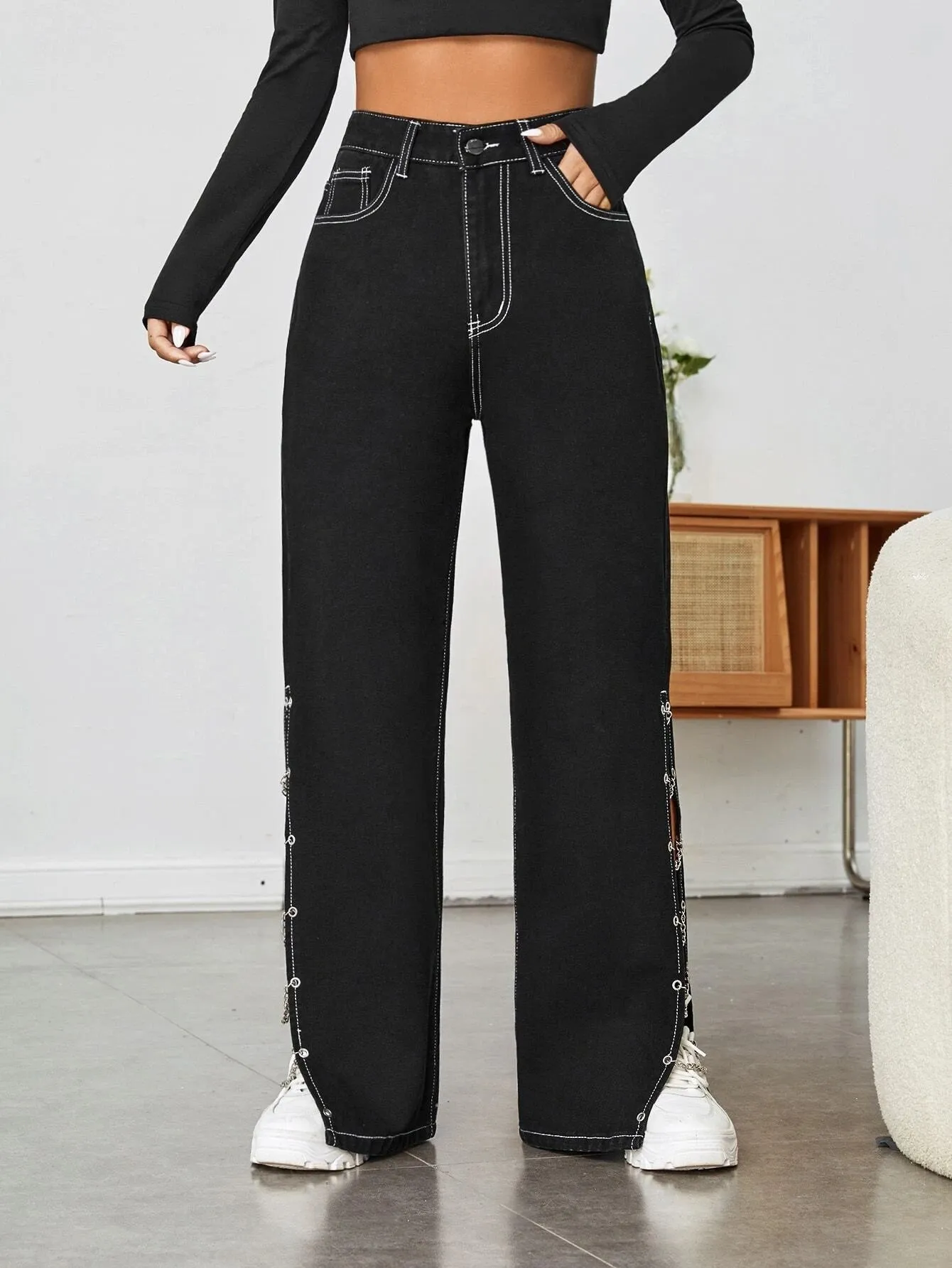 CM-BS167543 Women Preppy Seoul Style Top-stitching Chain Detail Split Hem Flare Leg Jeans
