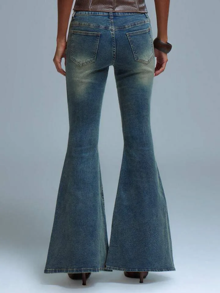 CM-BS187828 Women Casual Seoul Style Low Rise Studded Flare Leg Jeans