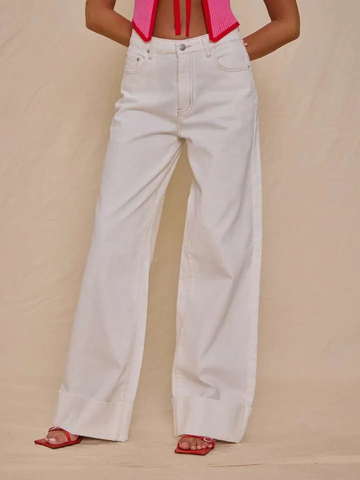 CM-BS506625 Women Casual Seoul Style Drop Waist Extra Long Straight Leg Jeans - White
