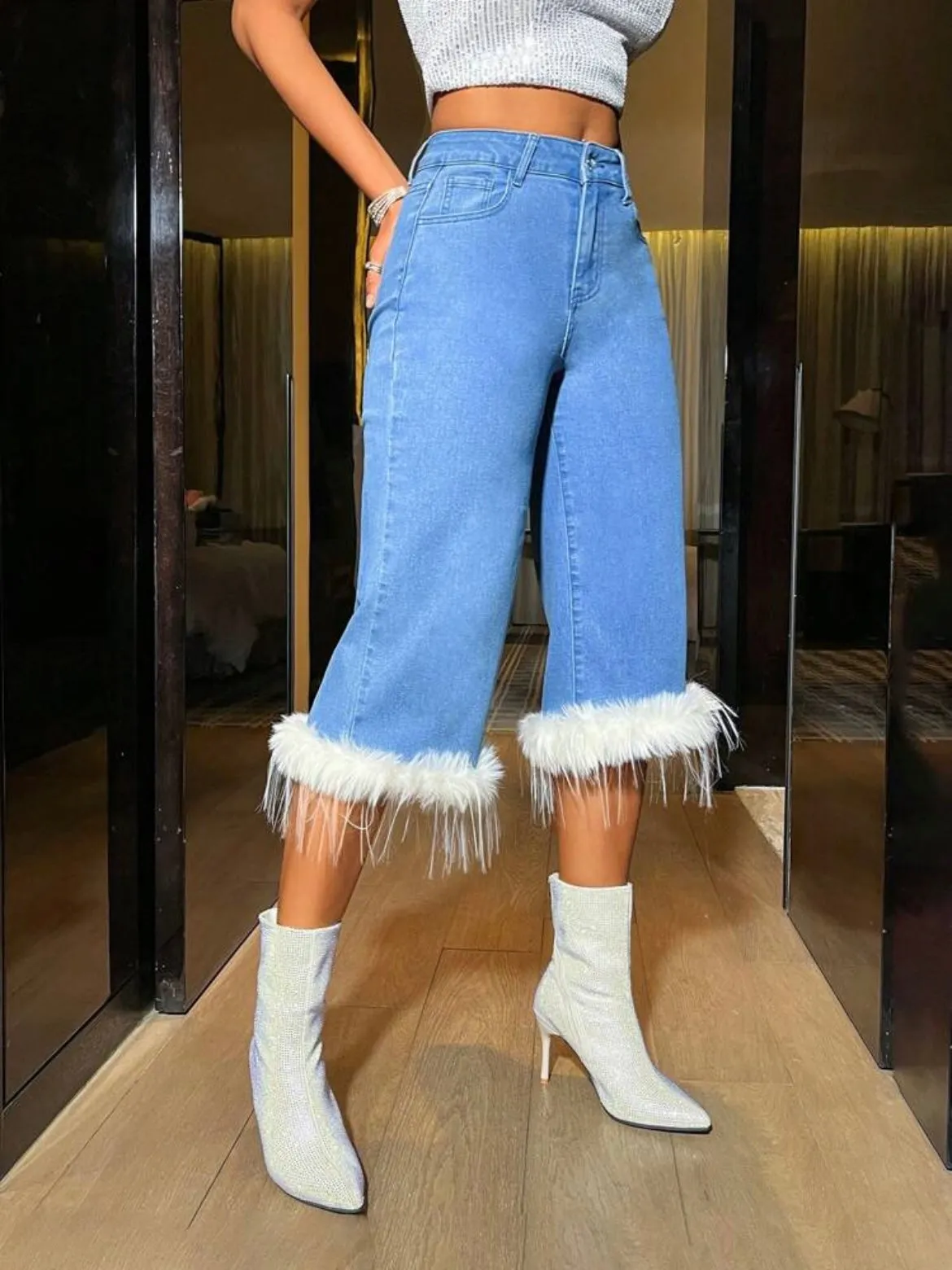 CM-BS607769 Women Casual Seoul Style Light Wash Plush Edged Straight Leg Denim Pants