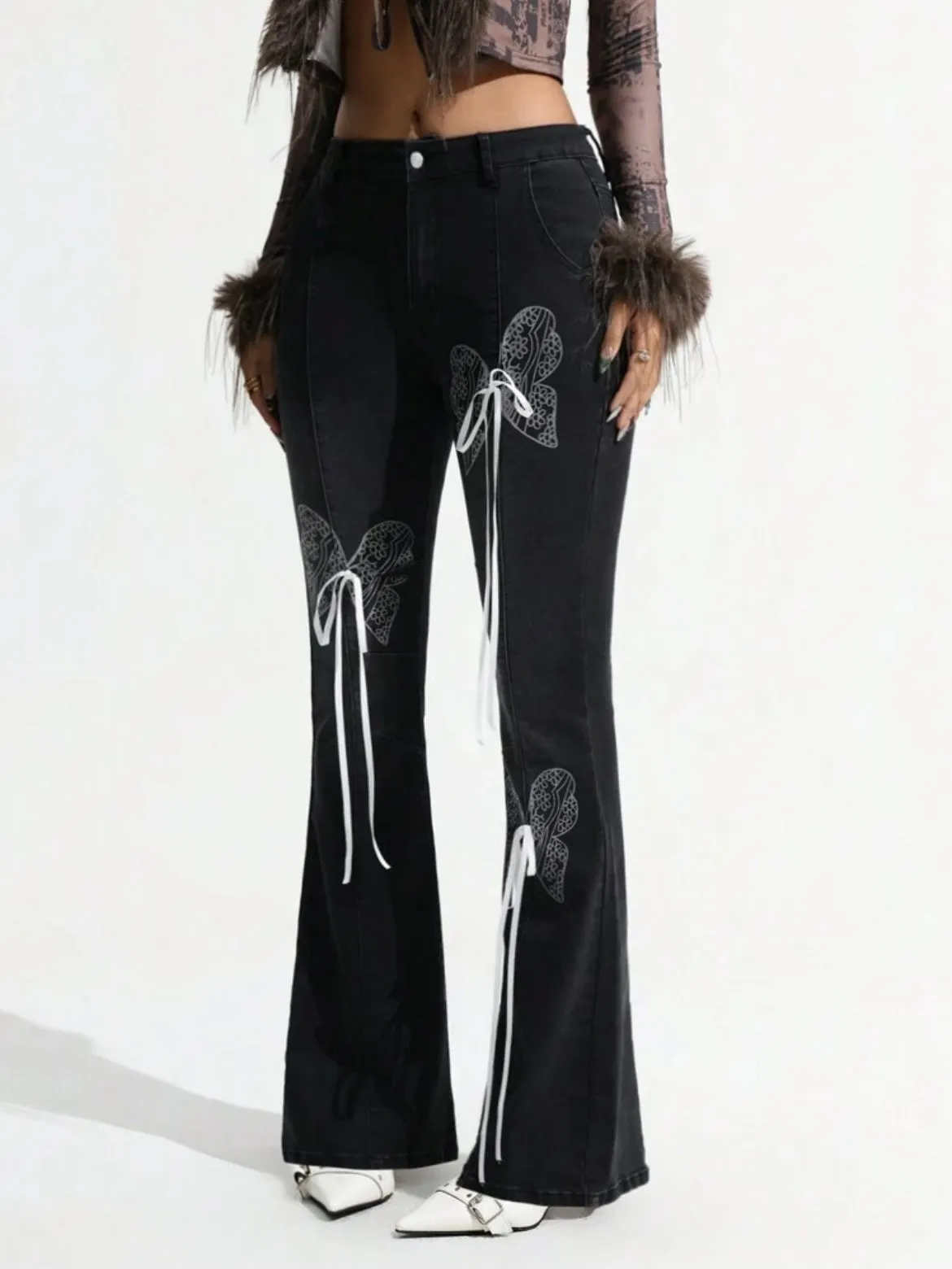 CM-BS915274 Women Casual Seoul Style Butterfly Print And Bow Decor Bell Bottoms Jeans - Black