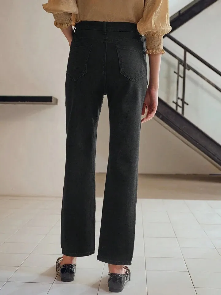 CM-BS949669 Women Elegant Seoul Style Button Fly Tapered Crop Jeans - Black