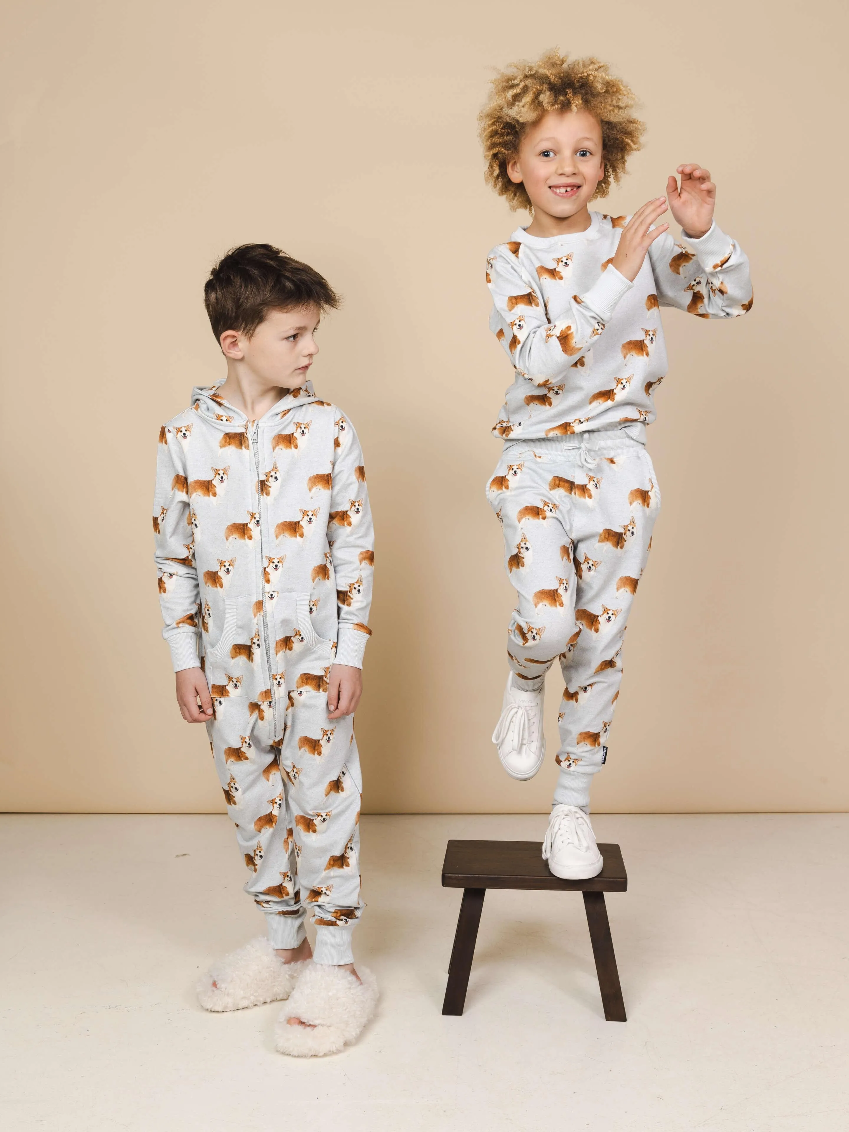 Corgi Time Sweater en Broek set Kids