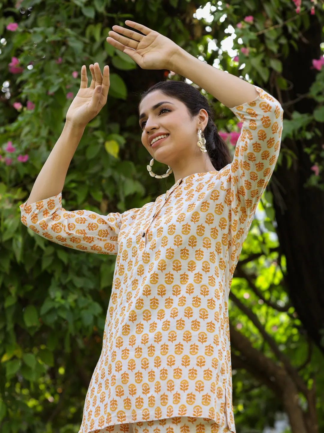 Cotton Ethnic Printed White Night Suit