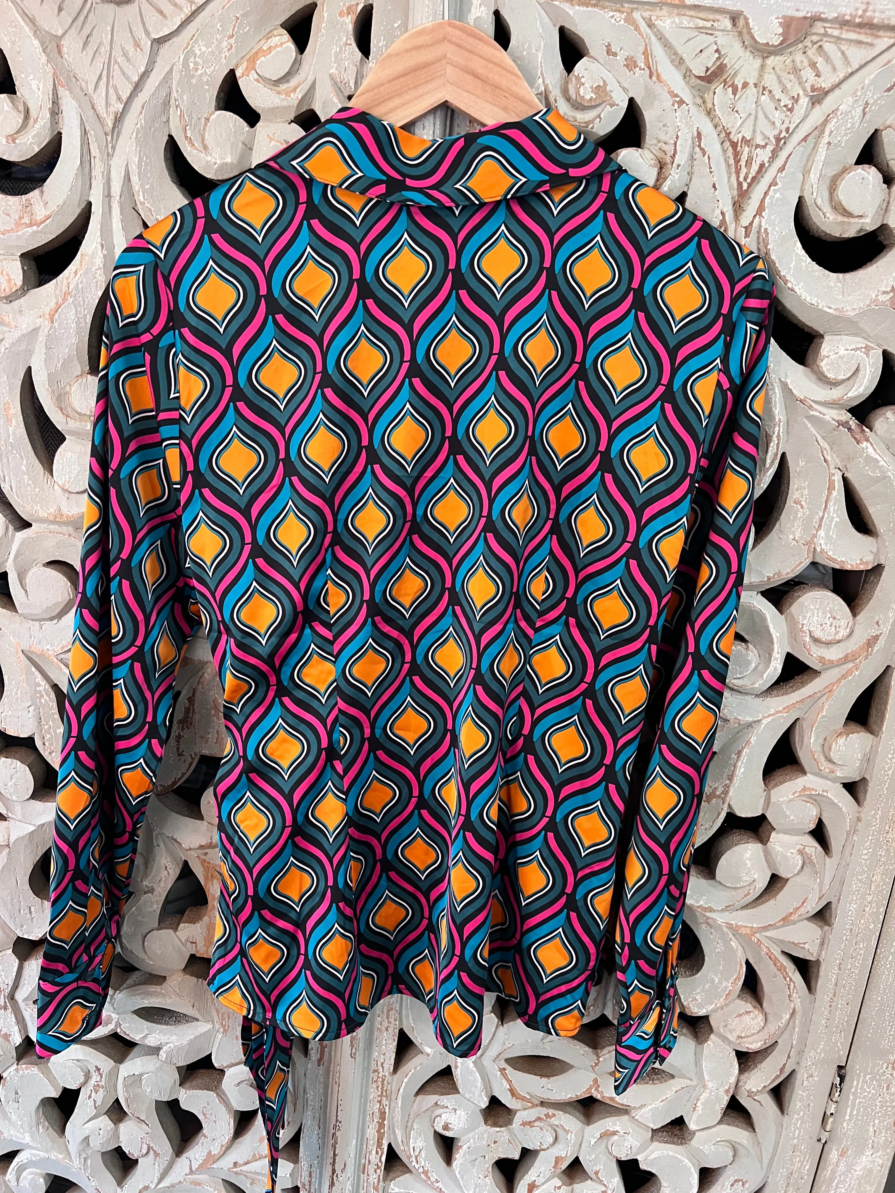 Cupcakes & Cashmere NWT Blouse M (RESTYLE)