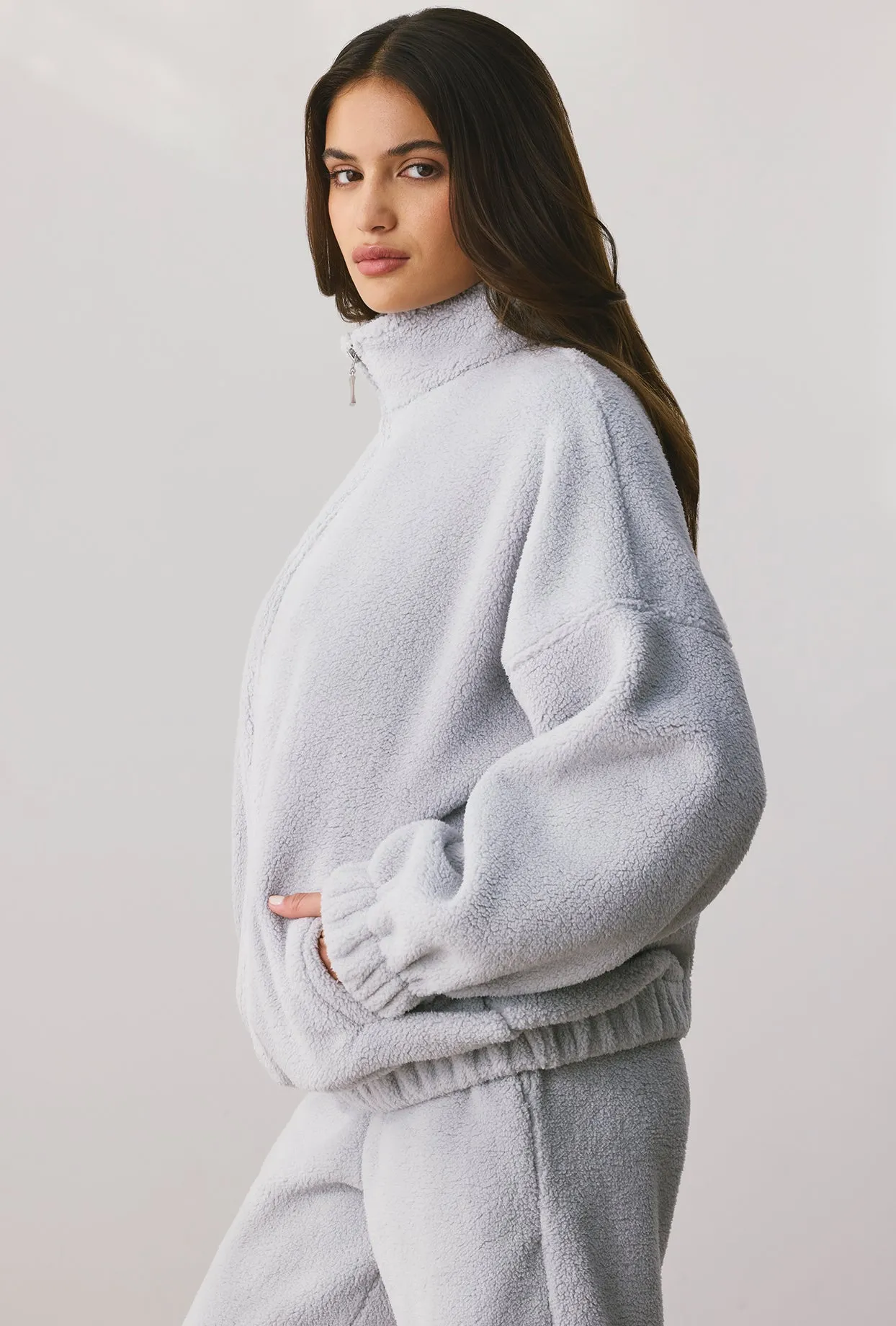 Cushy - Oversized Fleece Zip Up Jacket in Fog