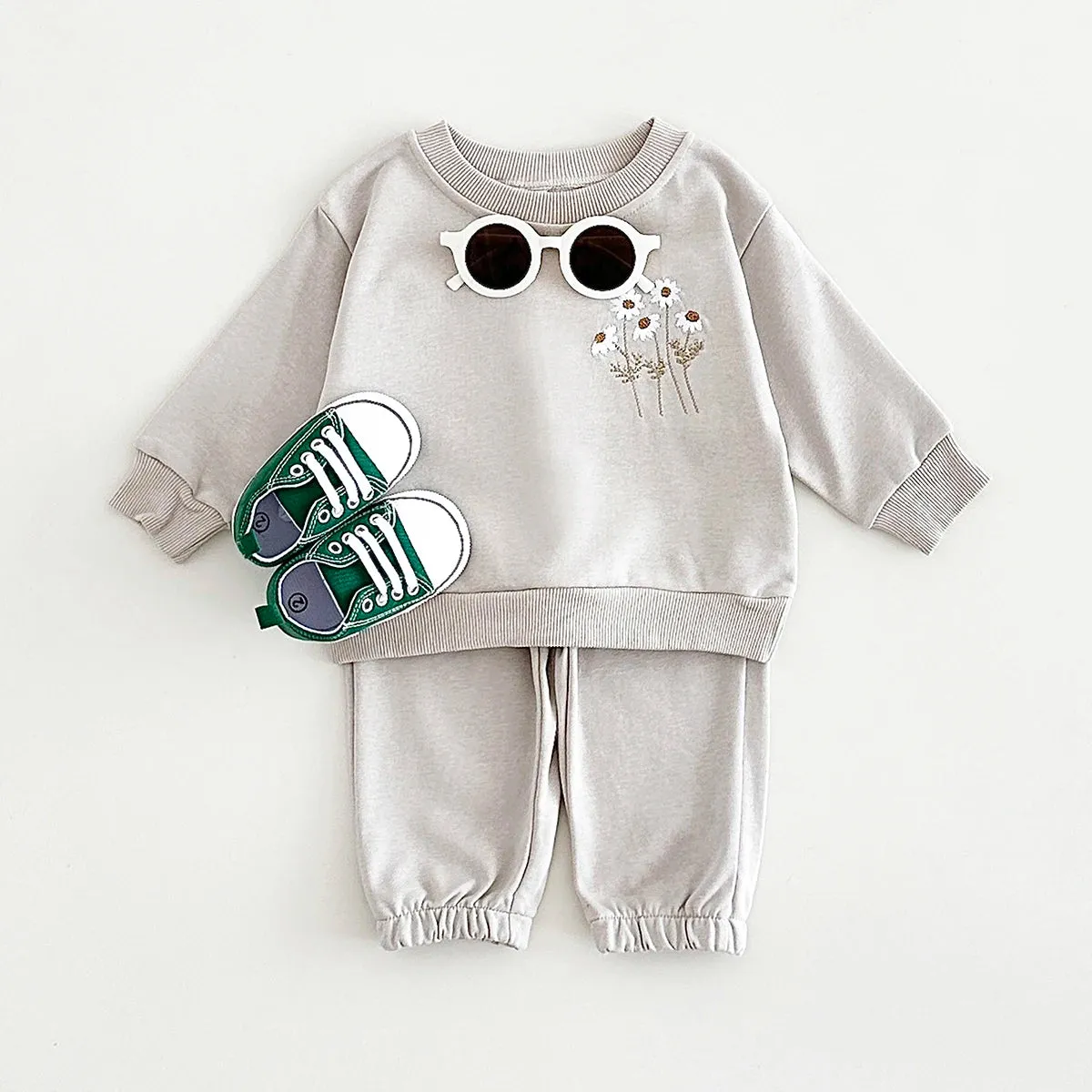 Daisy Embroidered Loungewear Set