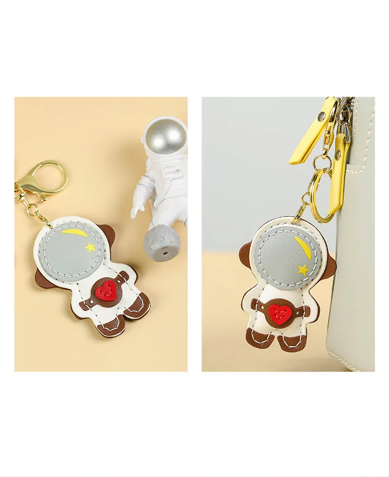 DIY Leather Kits - Astronaut leather keychain