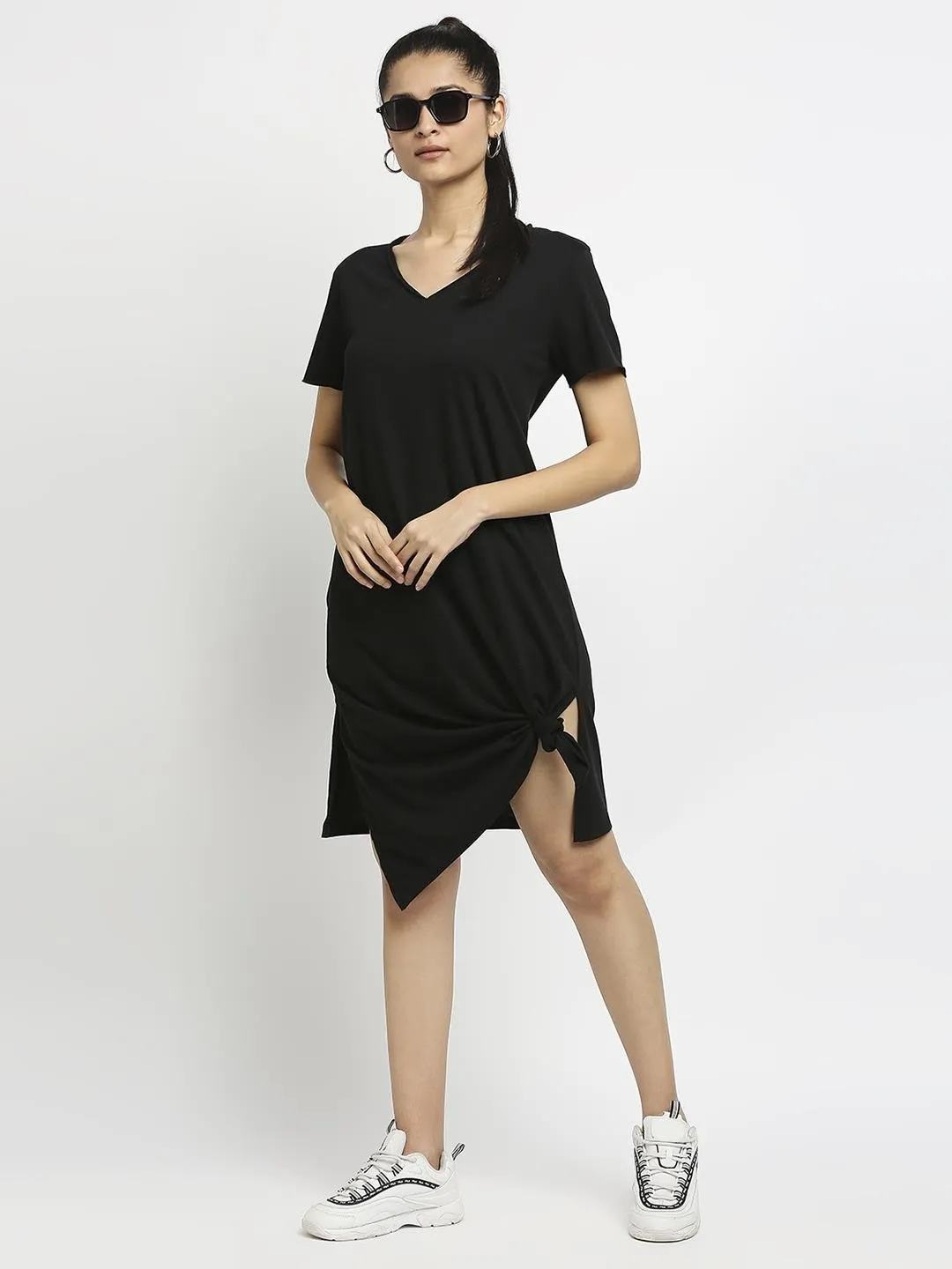 Effy Knotted Dress In Black Solid