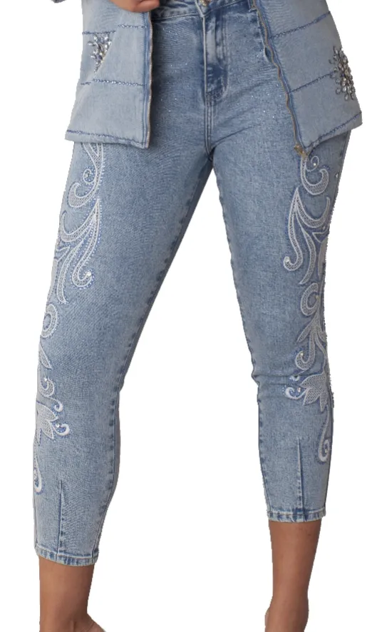 Embroidered Capri Denim -82459