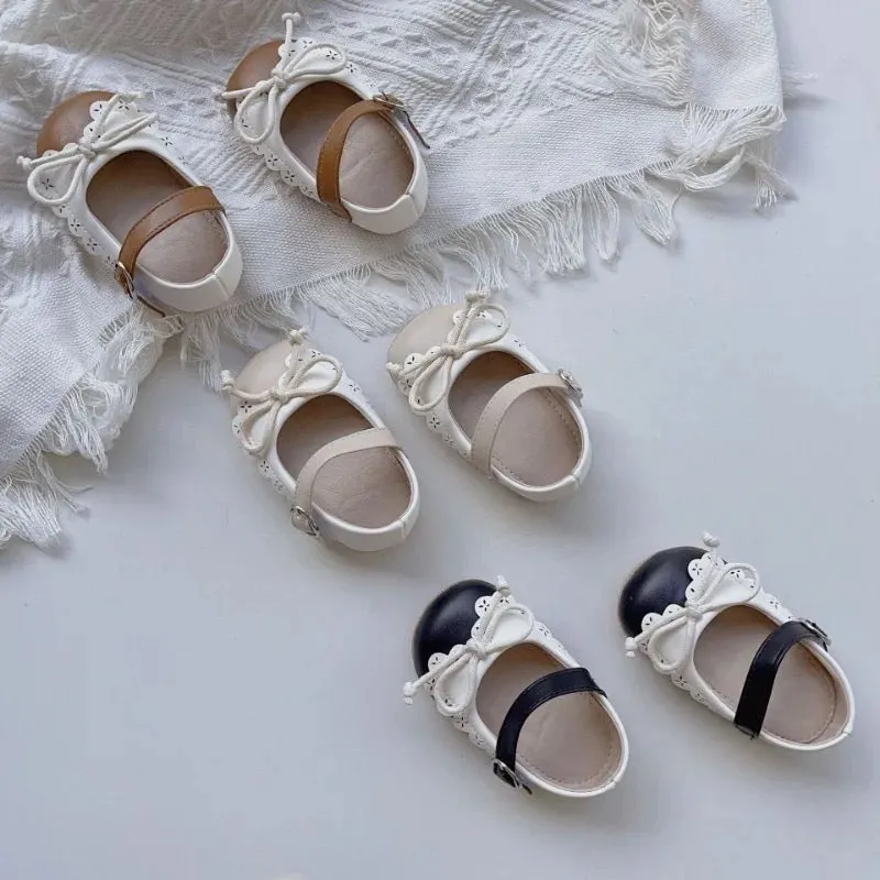 First Walker Scalloped Shoes