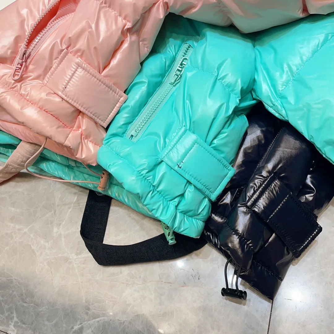 “FNDI” Gloss Puffer