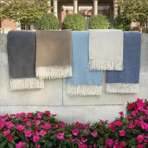 Freya | Cashmere & Wool Blend Throw | 55" x 78"