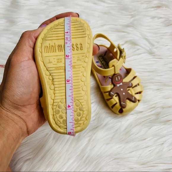Gingerbread mini Melissa shoes