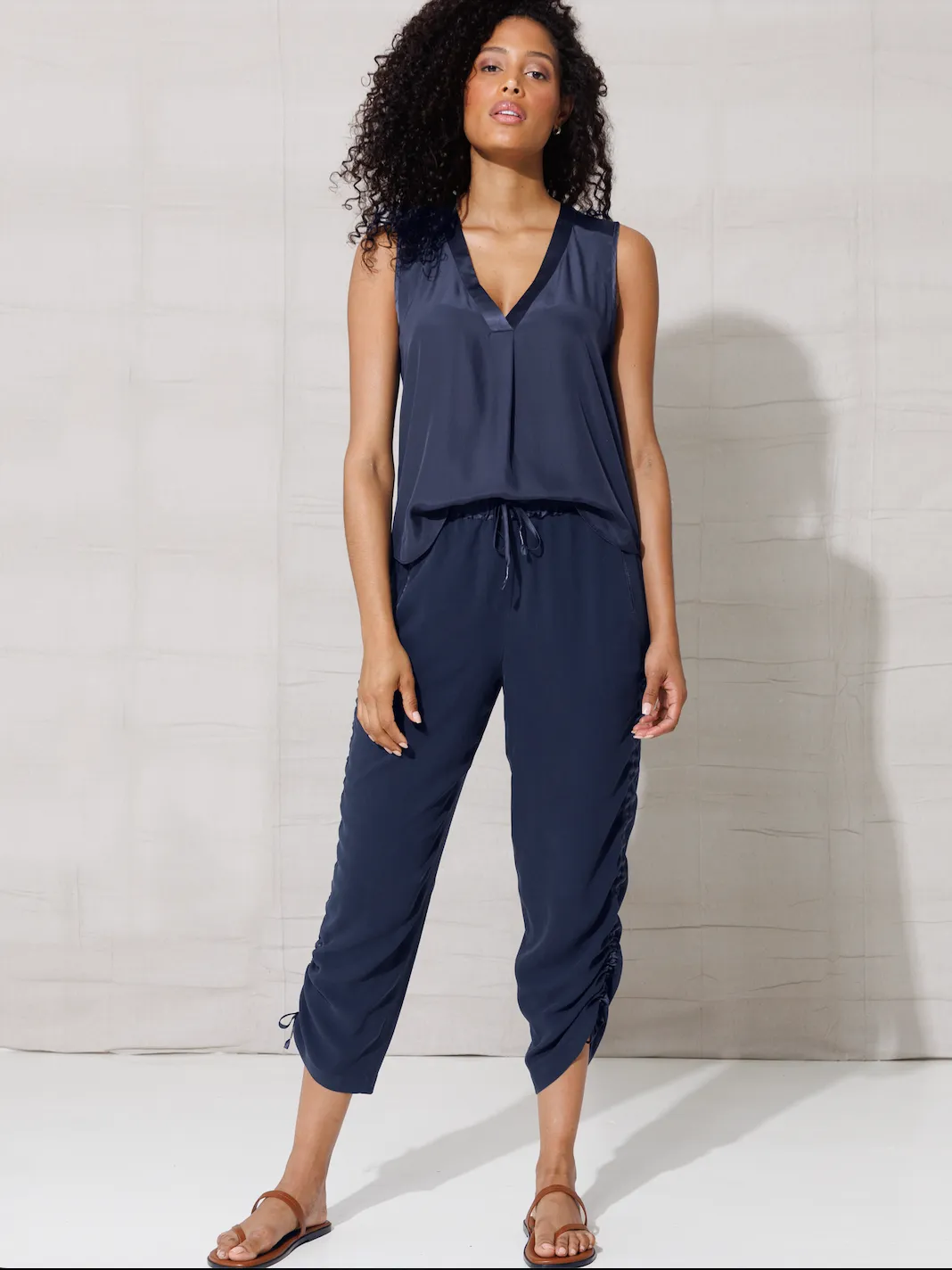 GO TRACK PANT REDUX IN MIDNIGHT