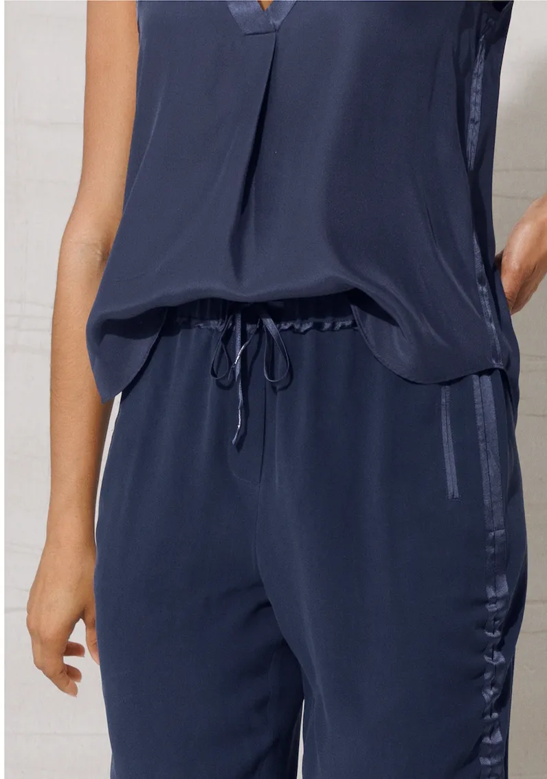 GO TRACK PANT REDUX IN MIDNIGHT