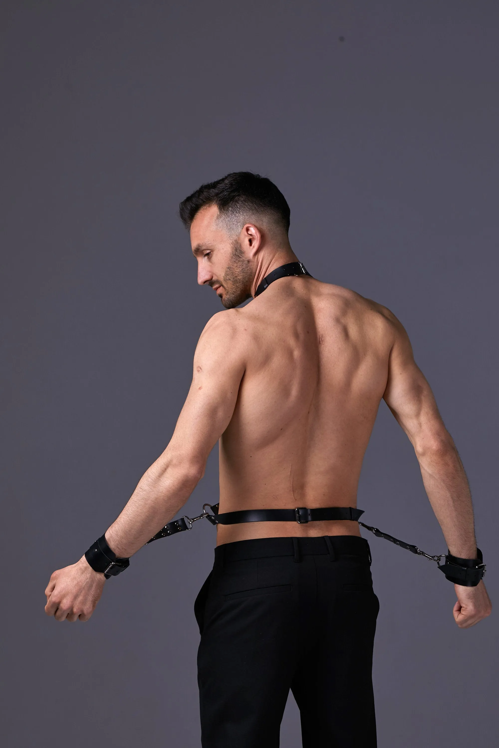 Harness "Nox" with handcuffs