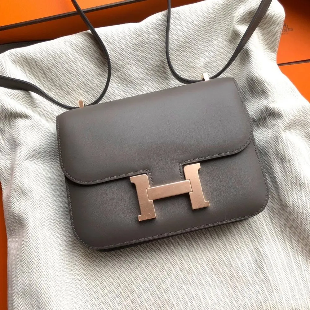 Hermès Constance 18 Gris Etain Swift Gold Hardware GHW