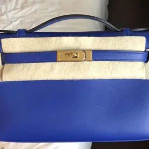 Hermès Kelly Pochette Bleu Electrique Swift Gold Hardware GHW
