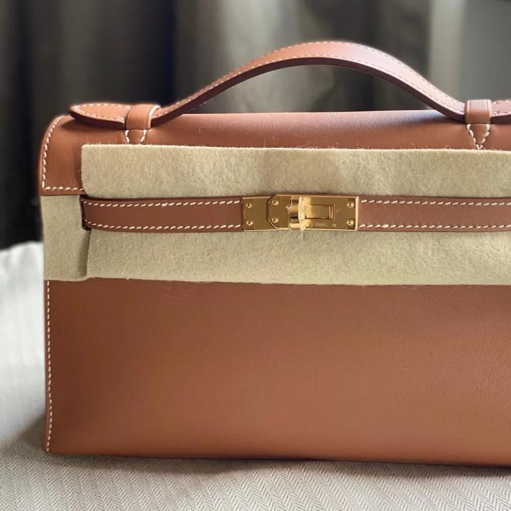 Hermès Kelly Pochette Gold Swift Gold Hardware GHW