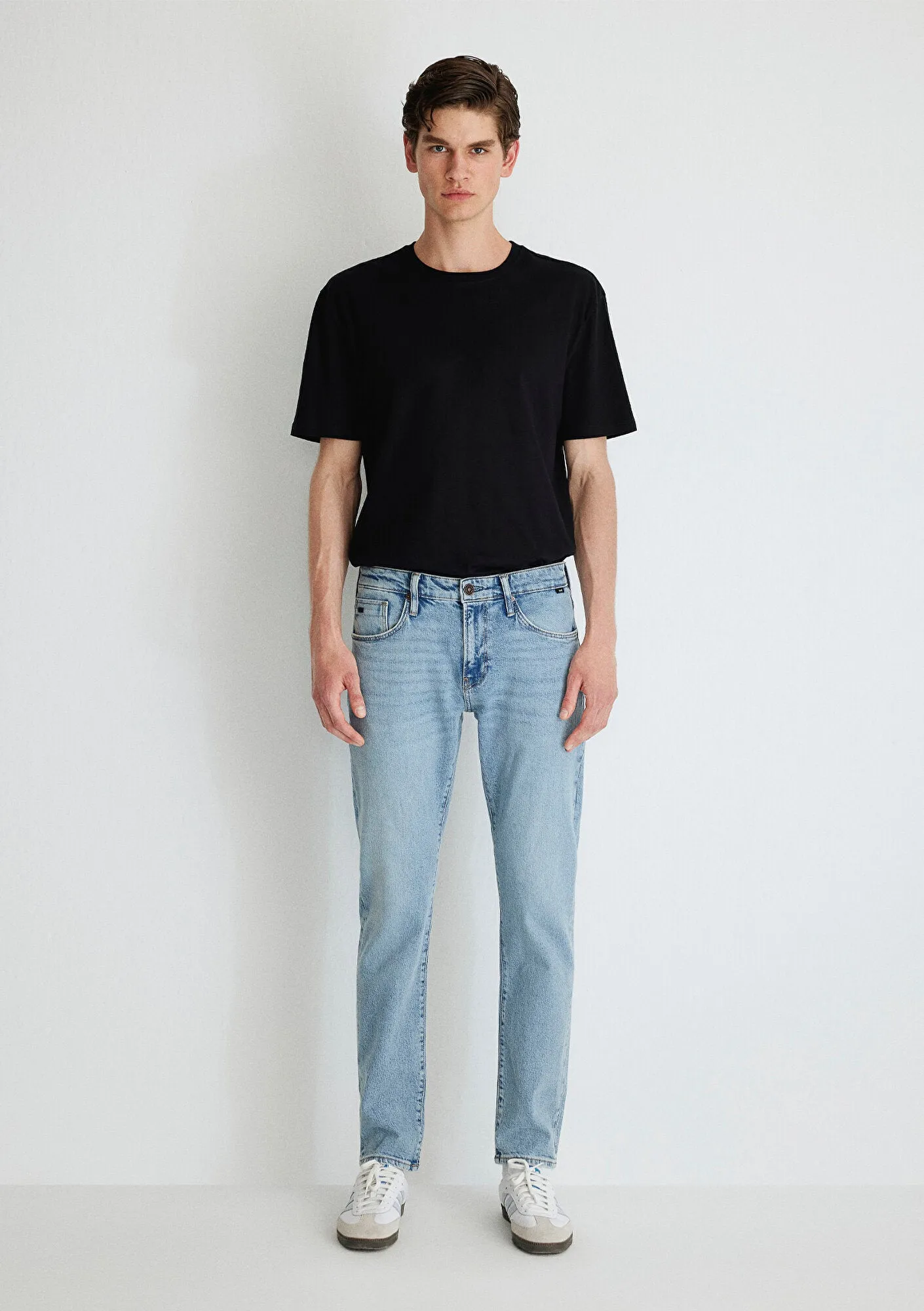 Jake Dusty Bleach Classic Denim Jean Pants