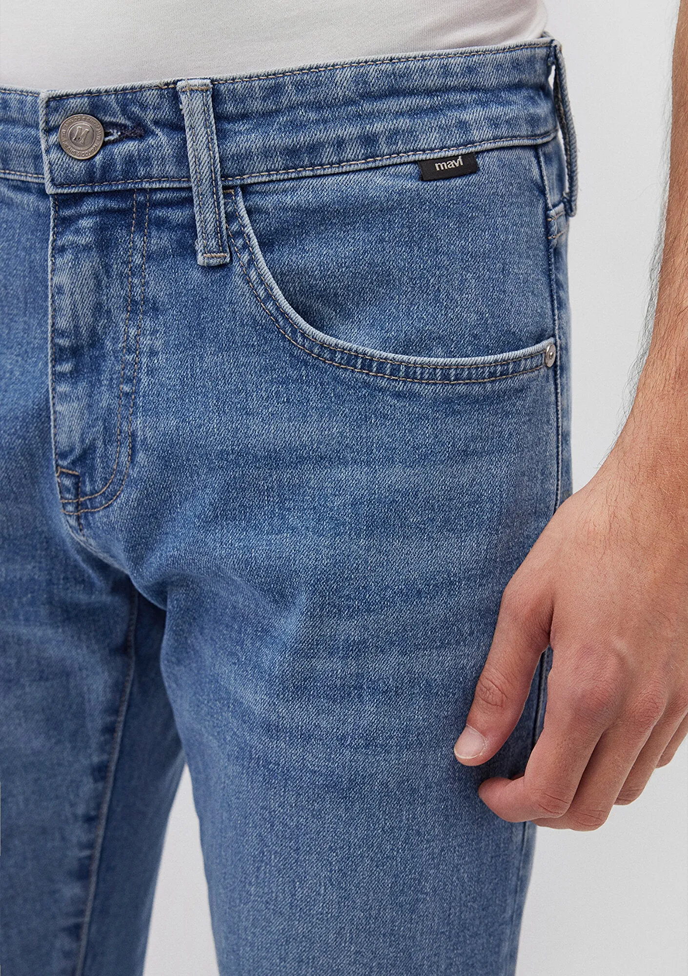James Mid Sky Blue College Jean Pants