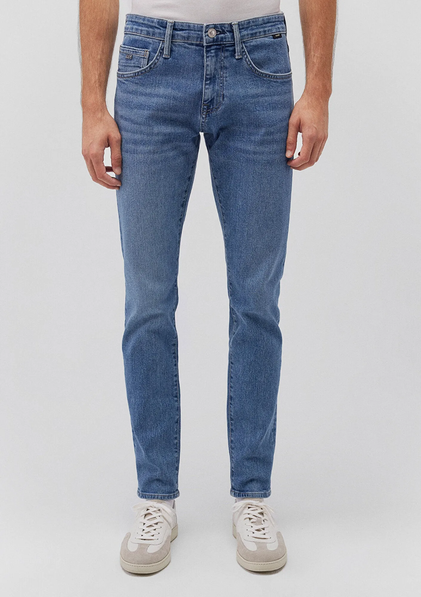 James Mid Sky Blue College Jean Pants