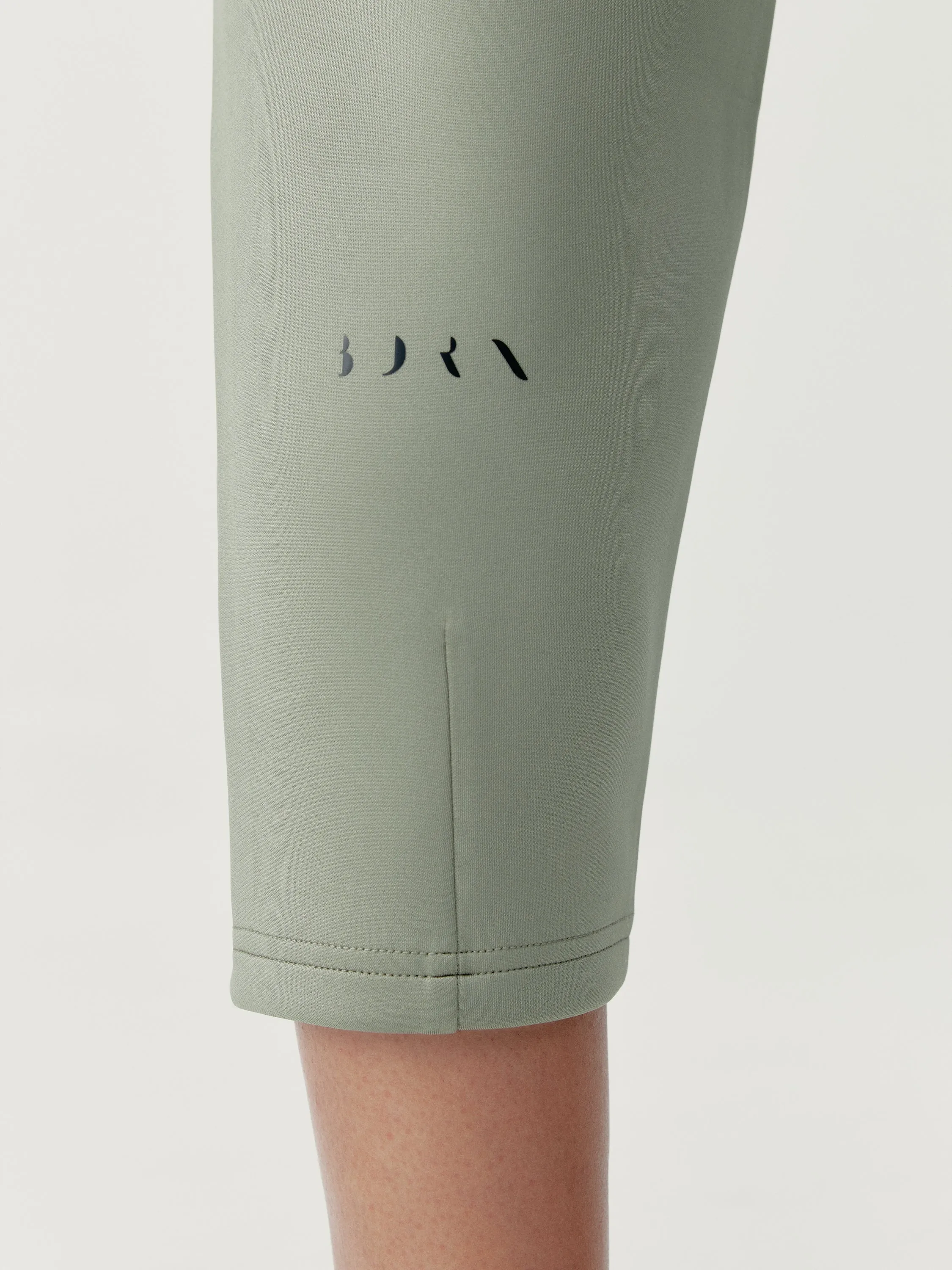 Jogger Isolde Camuflaje