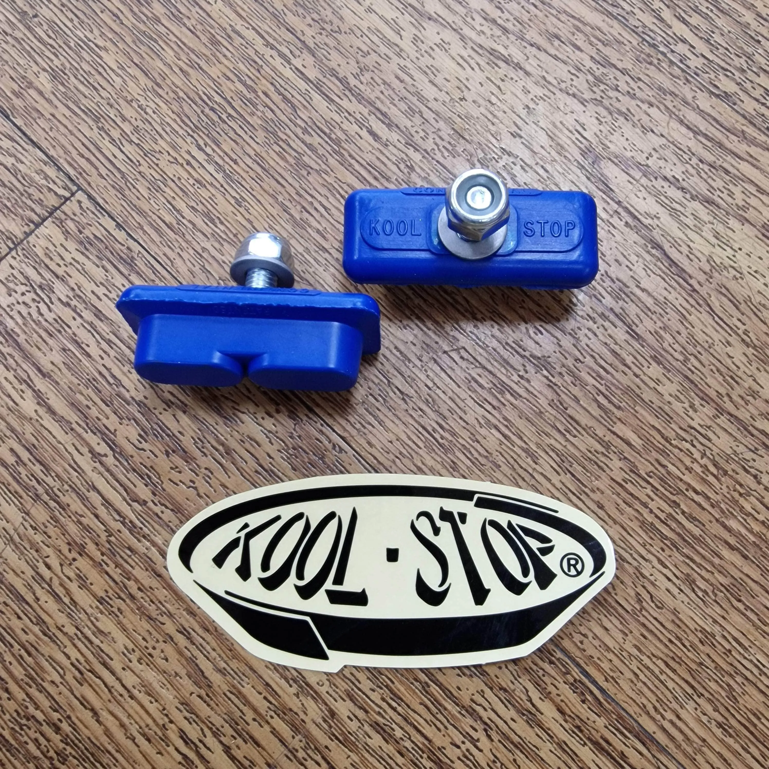 Kool Stop Composite Continental Threaded Brake Shoes for Skyways