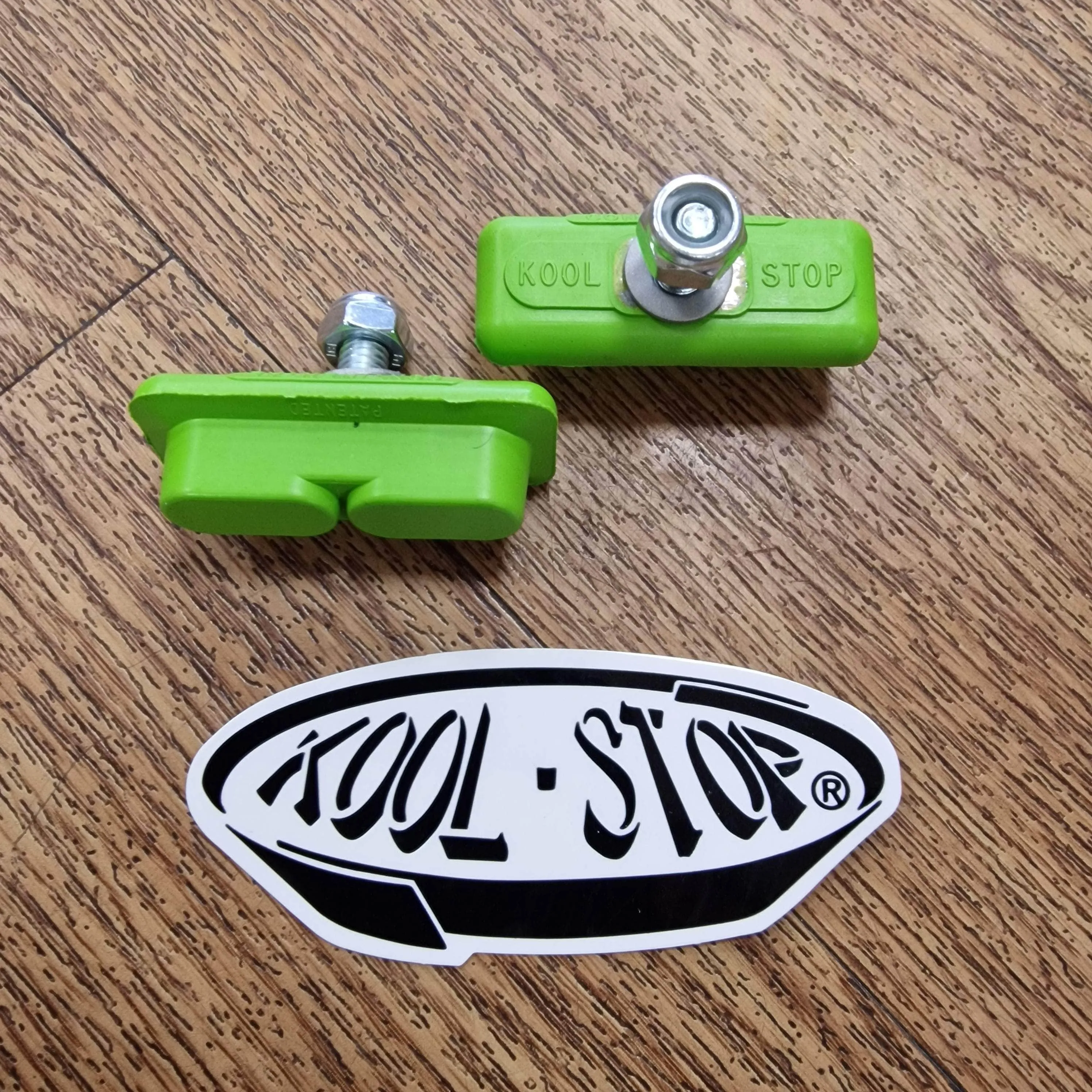 Kool Stop Composite Continental Threaded Brake Shoes for Skyways