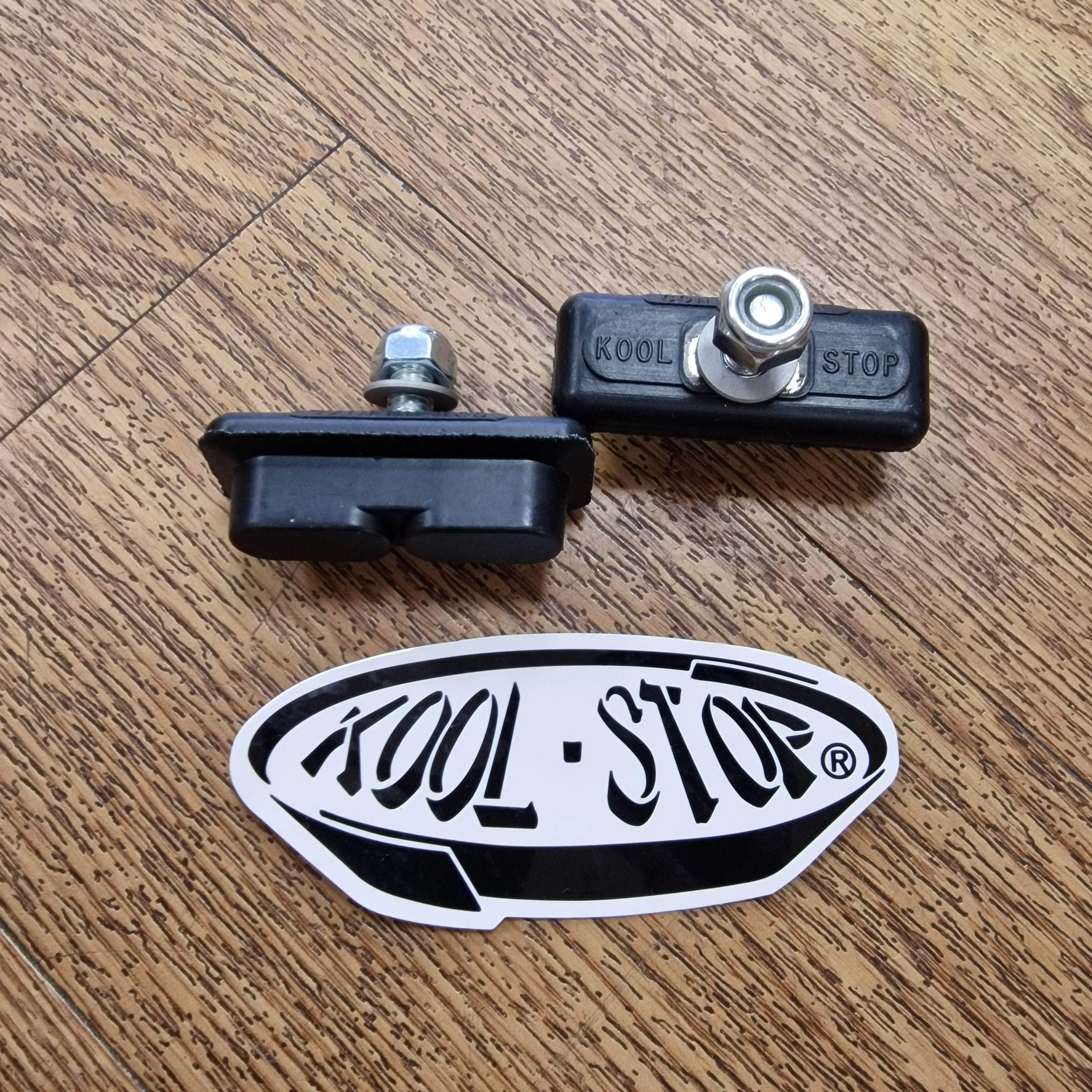 Kool Stop Composite Continental Threaded Brake Shoes for Skyways