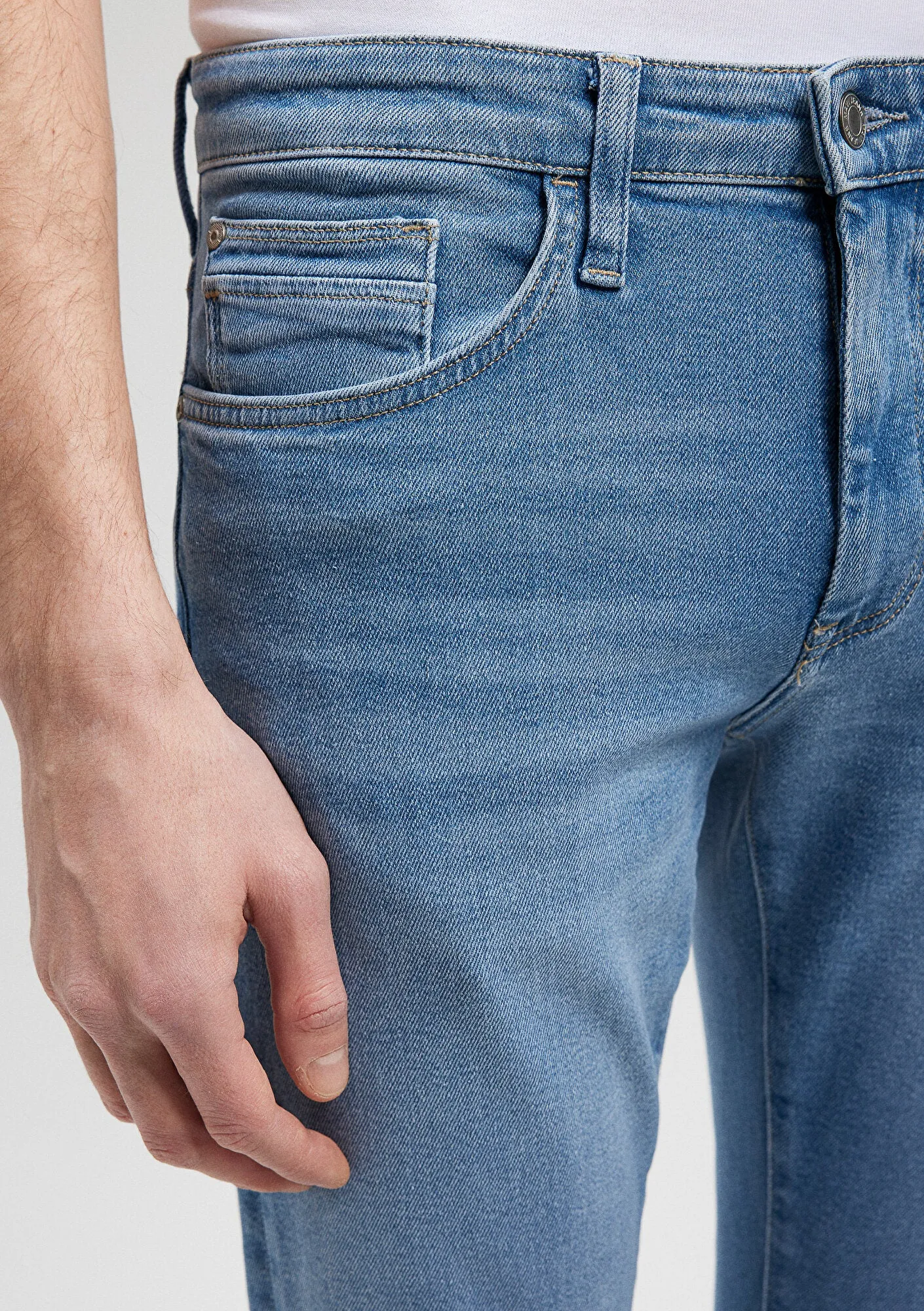Leo Mid 90s Tokk Jean Pants